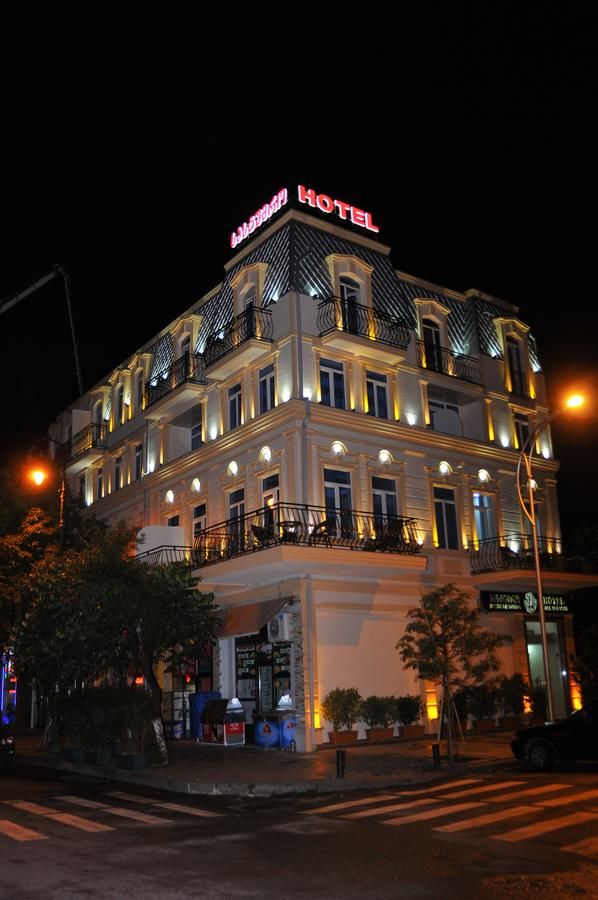 Отель Black Sea Star Batumi Батуми