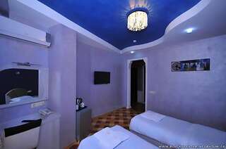 Отель Black Sea Star Batumi Батуми Двухместный номер с 2 отдельными кроватями-2